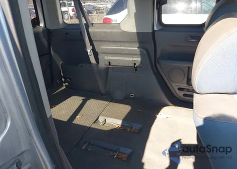 2005 Honda Element Lx z USA, uszkodzony, nr VIN 5J6YH27305L026332